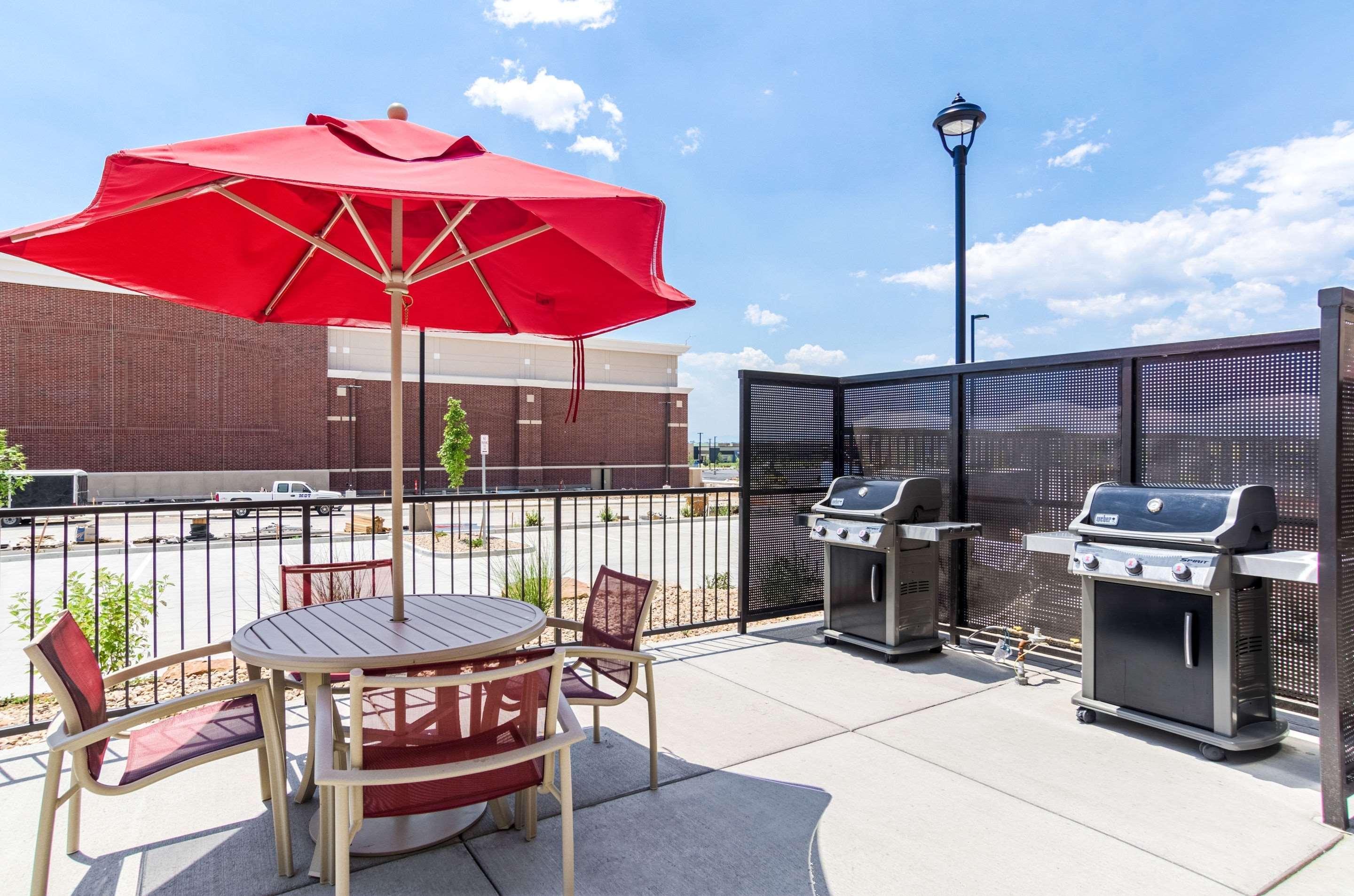 Comfort Suites Loveland Exterior foto